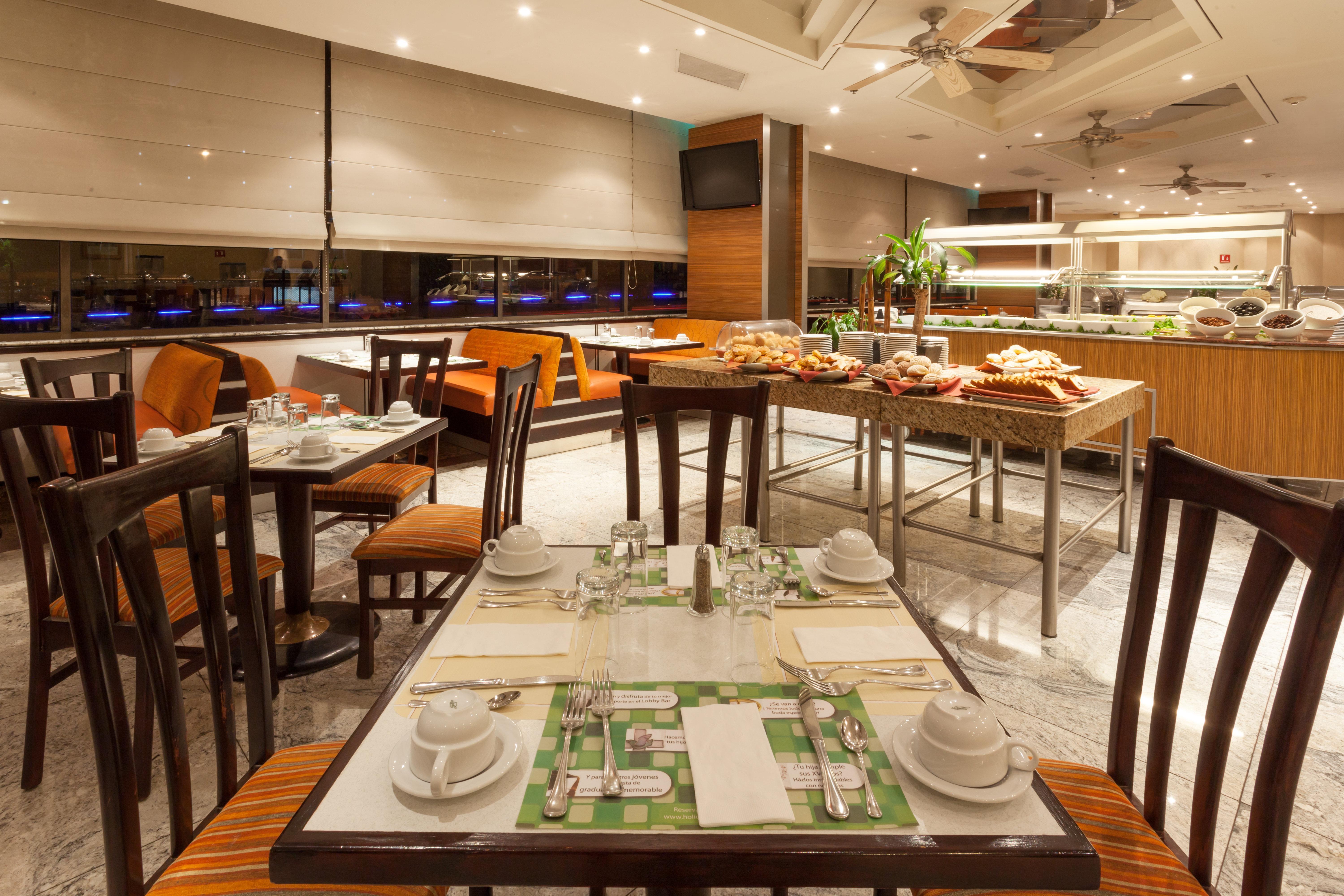 Holiday Inn Mexico Coyoacan Экстерьер фото